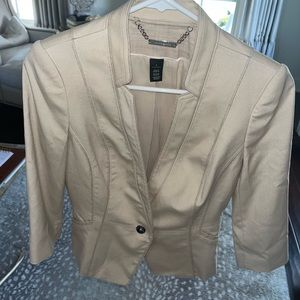 WHBM linen blazer size 0. Three quarter sleeve. Excellent